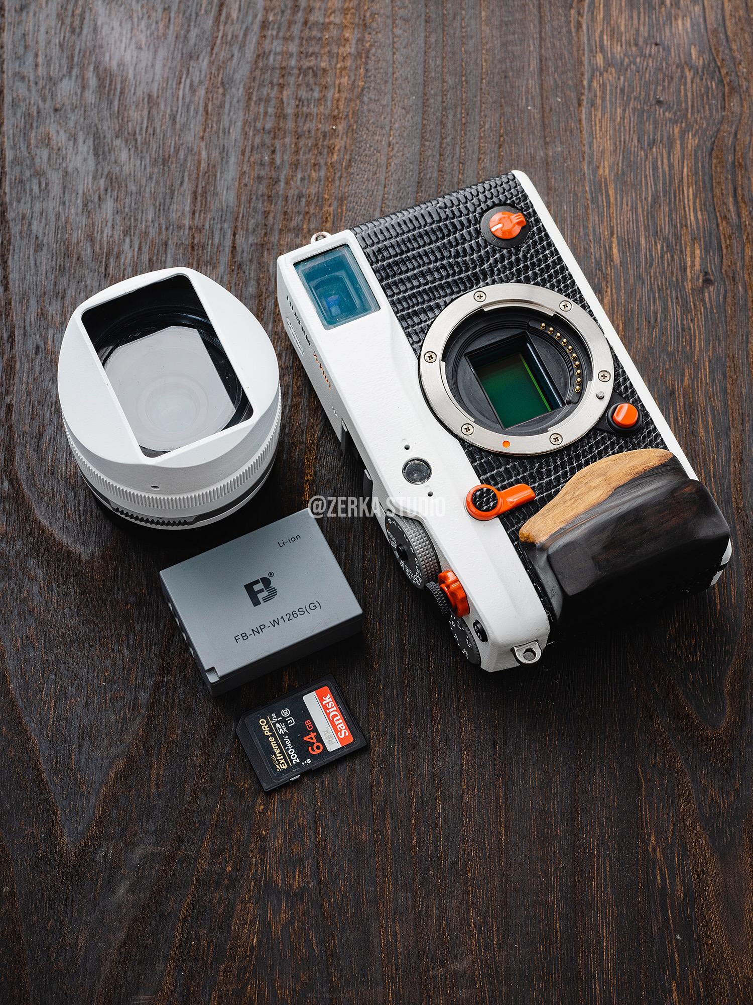 Fujifilm-XPRO1 w/ TTArtisan 27mm【Arctic Pro】