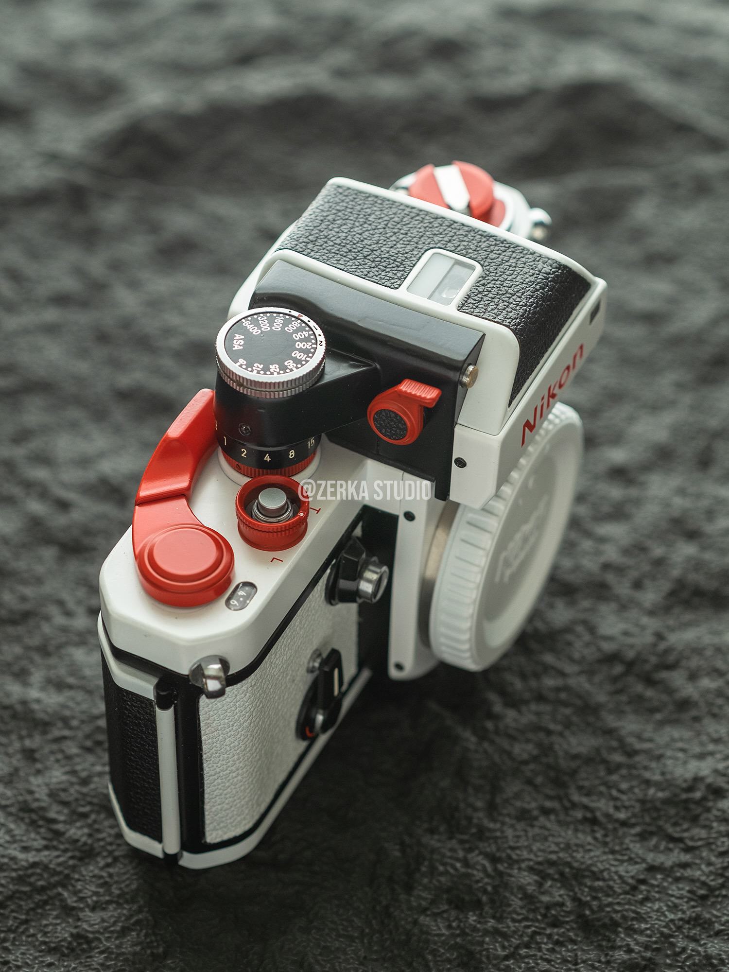 Nikon-F2 【Crimson Ash】