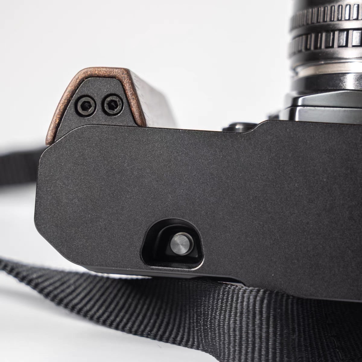 Nikon FM2 Wooden Grip with Arca-Swiss Quick Release System