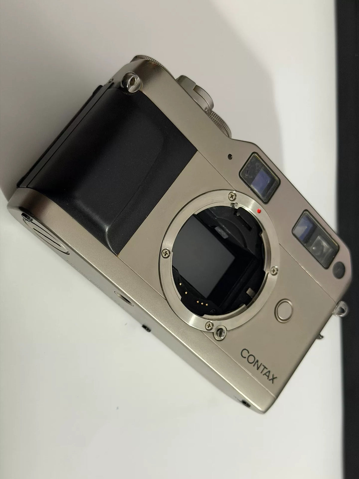 [Pre-owned] Contax G1 — Titanium Body Only