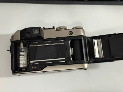 [Pre-owned] Contax G1 — Titanium Body Only