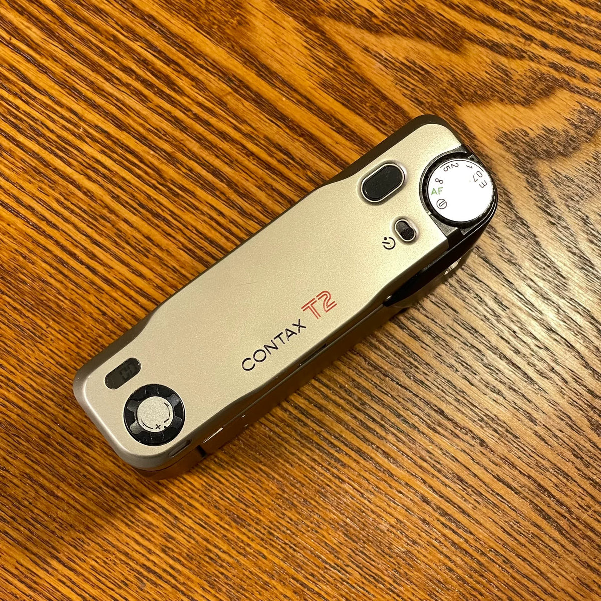 [Pre-owned] Contax T2 — Titanium, with Battery
