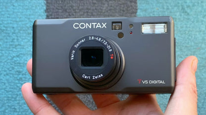 [Pre-owned] Contax TVS Digital — with Case, Remote and Accessories