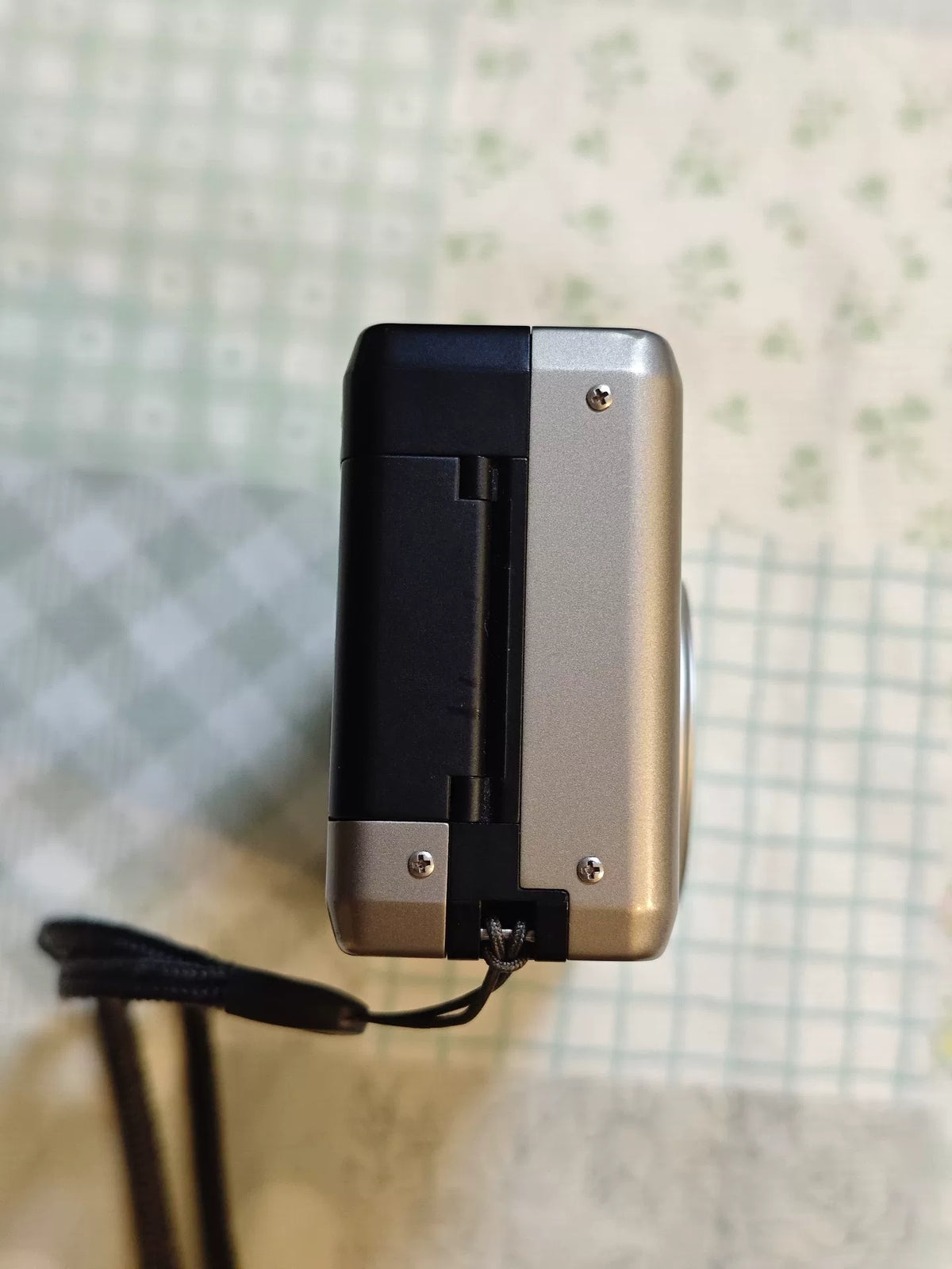 [Pre-owned] Contax TVS Digital — with Strap, Battery and Charger