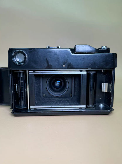[Pre-owned] Fujifilm Fujica GSW690 Professional — 6x9 with SW 65mm f/5.6