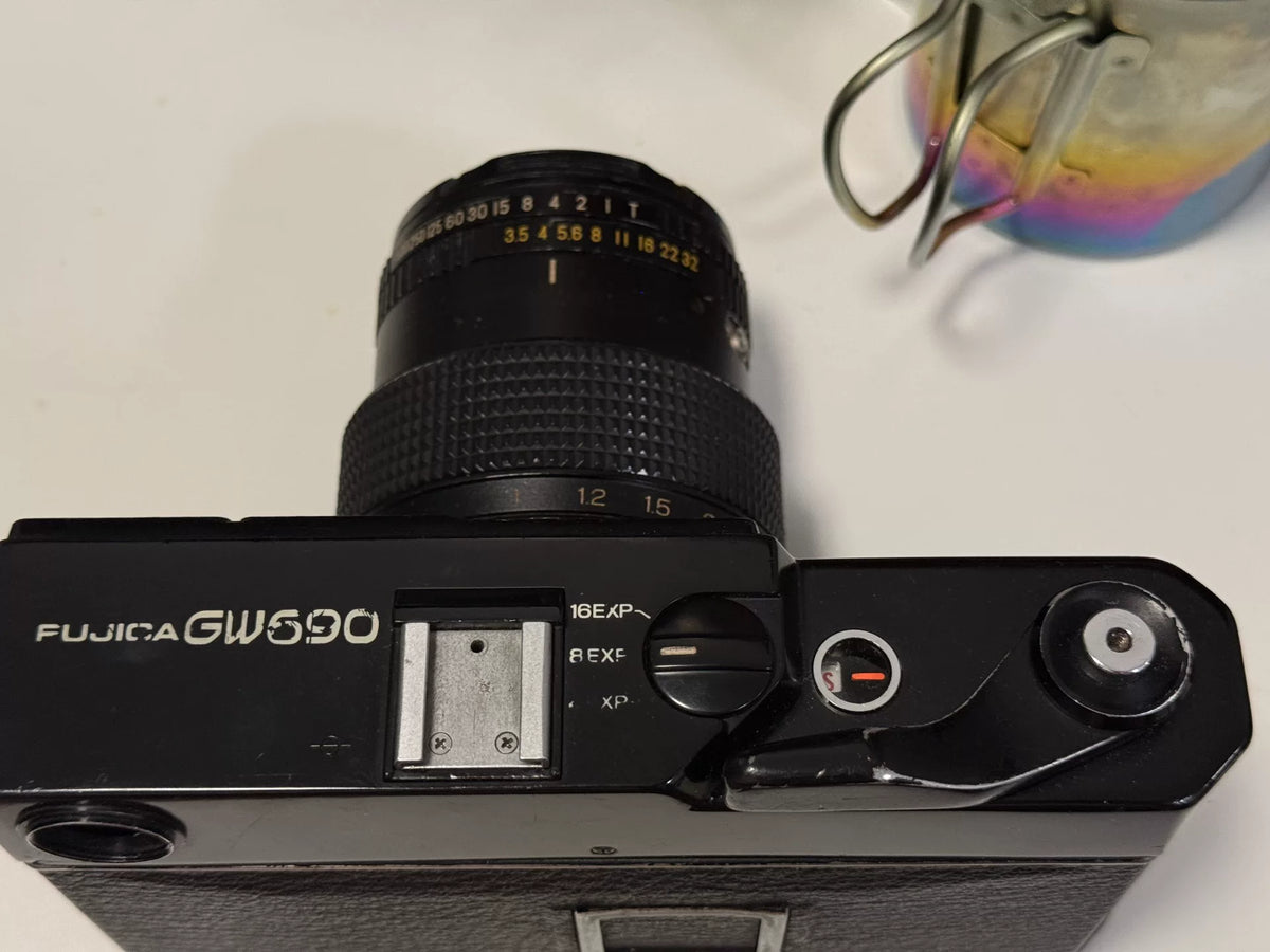 [Pre-owned] Fujifilm GW690 — 6x9 Rangefinder with Fixed 90mm f/3.5 Lens