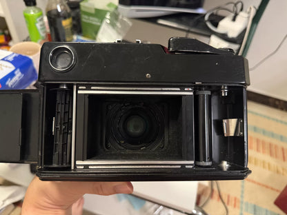 [Pre-owned] Fujifilm GW690 — 6x9 Rangefinder with Fixed 90mm f/3.5 Lens