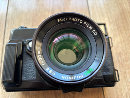 [Pre-owned] Fujifilm GW690 (First Generation) — 6x9 Rangefinder, 90mm f/3.5