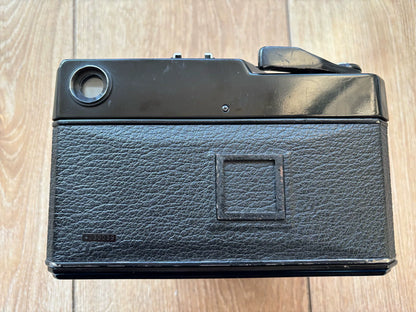 [Pre-owned] Fujifilm GW690 (First Generation) — 6x9 Rangefinder, 90mm f/3.5