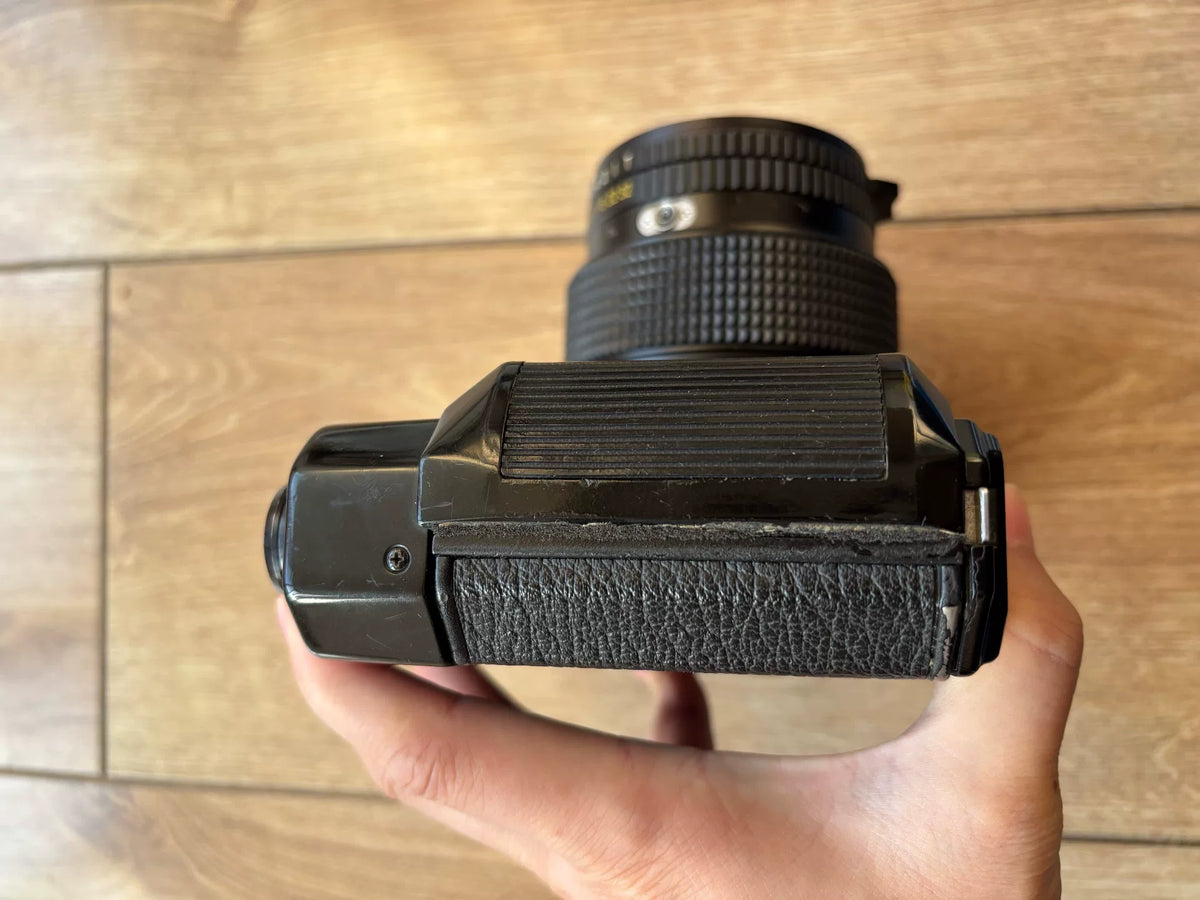 [Pre-owned] Fujifilm GW690 (First Generation) — 6x9 Rangefinder, 90mm f/3.5