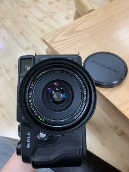 [Pre-owned] Fujifilm GSW690 III — 6x9 with EBC Fujinon SW 65mm f/5.6