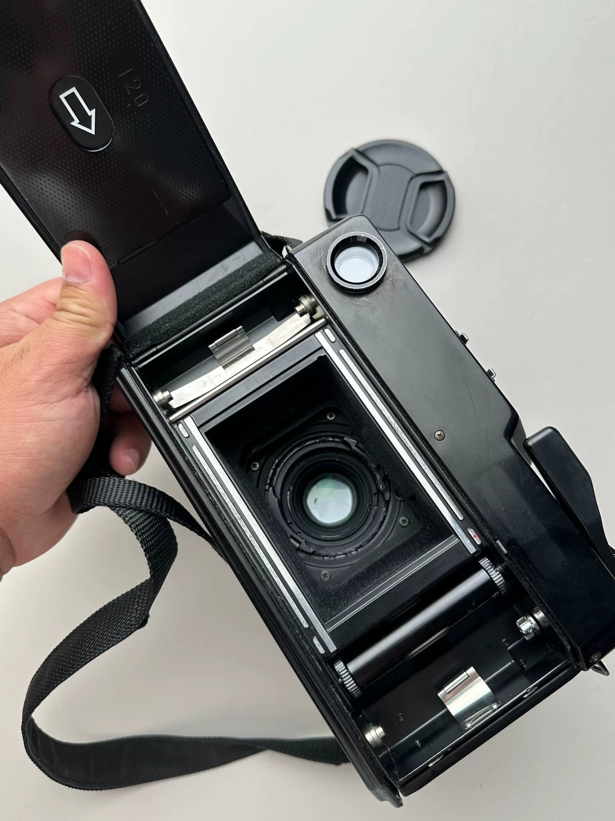 [Pre-owned] Fujifilm GW690 II — 6x9 with EBC Fujinon 90mm f/3.5