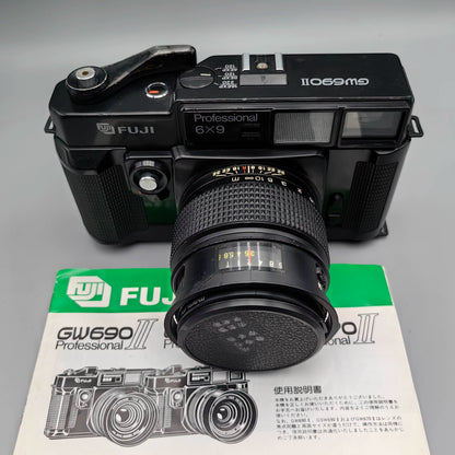 [Pre-owned] Fujifilm GW690 II — 6x9 Rangefinder with Fixed 90mm f/3.5 Lens