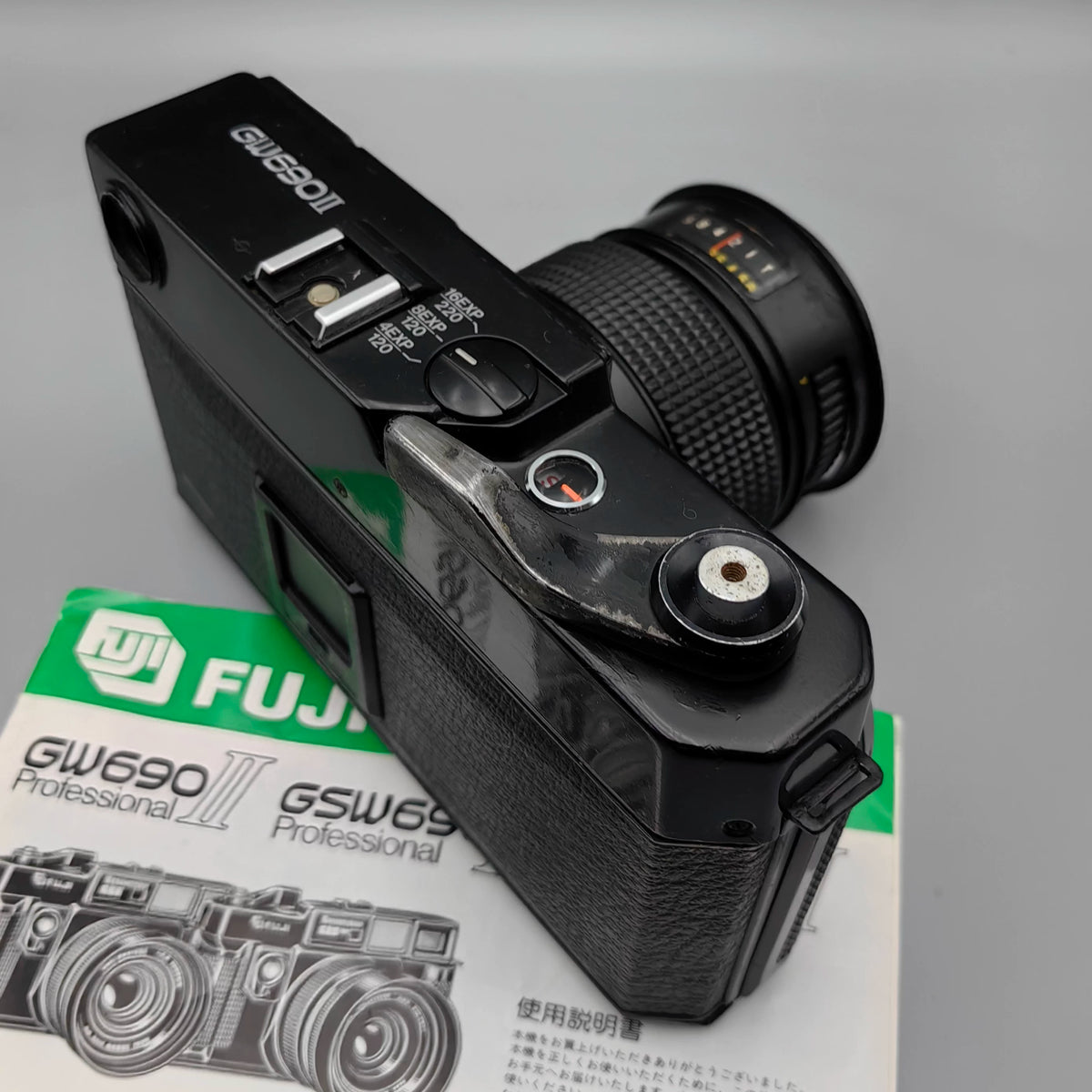 [Pre-owned] Fujifilm GW690 II — 6x9 Rangefinder with Fixed 90mm f/3.5 Lens