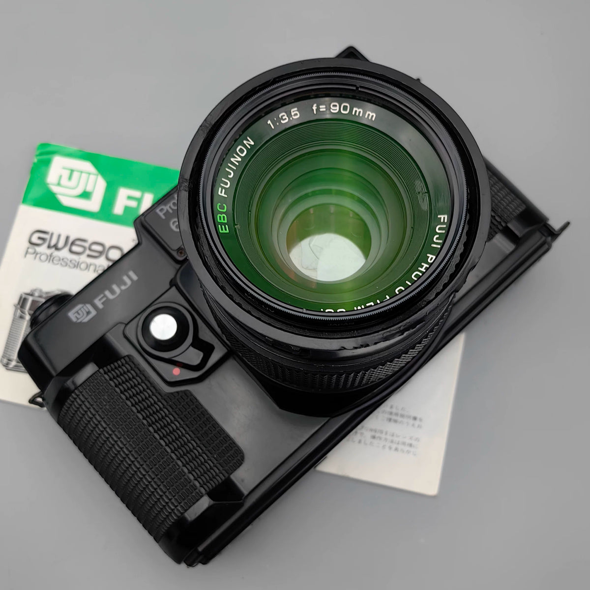 [Pre-owned] Fujifilm GW690 II — 6x9 Rangefinder with Fixed 90mm f/3.5 Lens