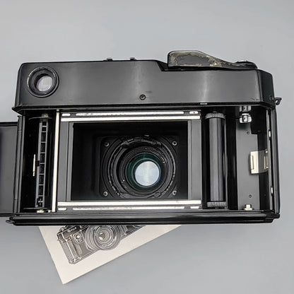 [Pre-owned] Fujifilm GW690 II — 6x9 Rangefinder with Fixed 90mm f/3.5 Lens