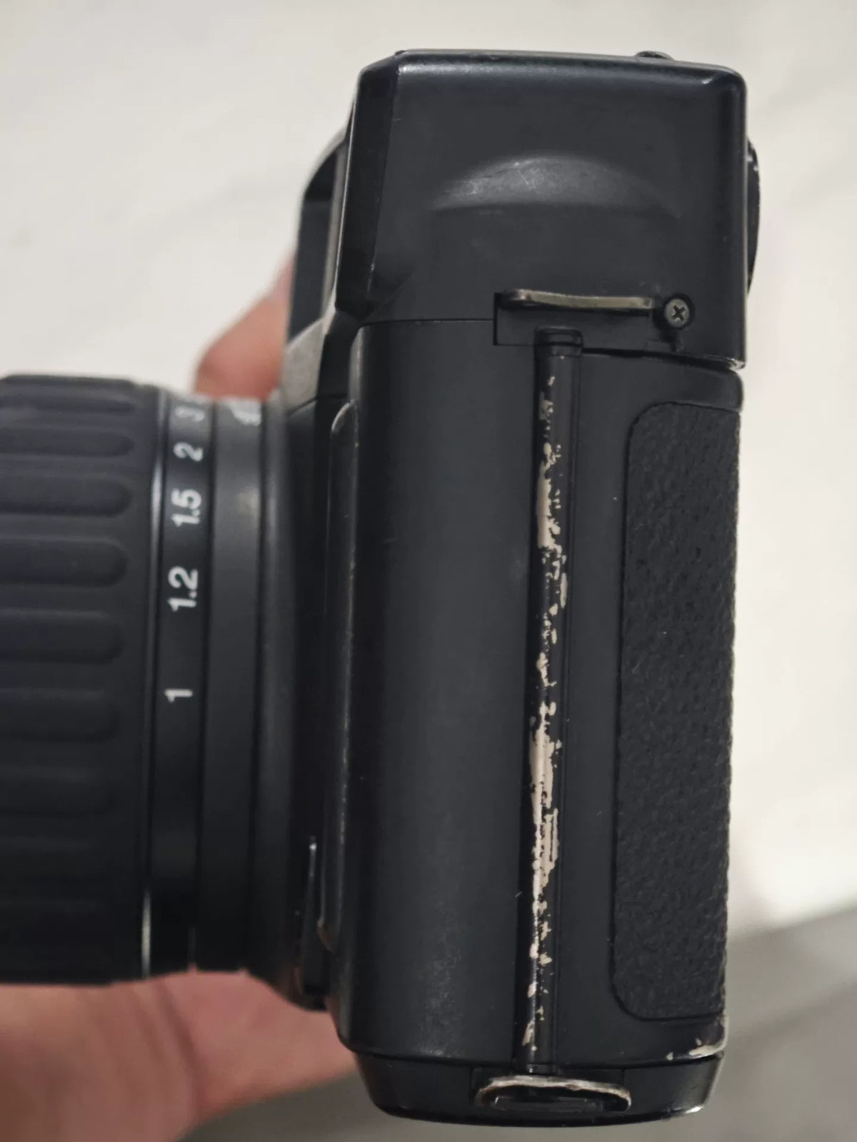 [Pre-owned] Fujifilm GW690III — 6x9 Rangefinder with Fixed 90mm f/3.5 Lens