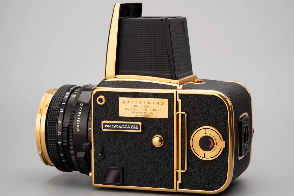 [Pre-owned] Hasselblad 2000FC/M Gold — 100 Years Edition with Planar 80mm f/2.8