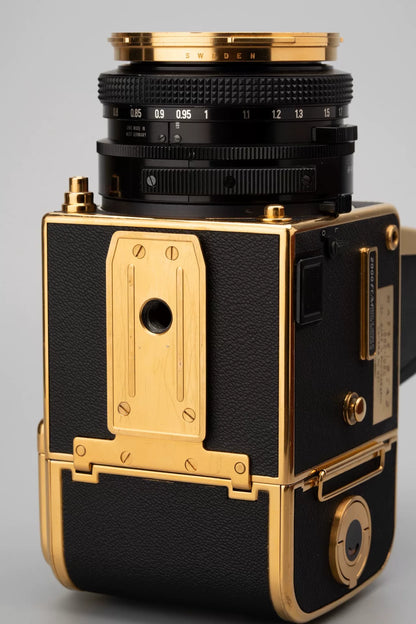 [Pre-owned] Hasselblad 2000FC/M Gold — 100 Years Edition with Planar 80mm f/2.8
