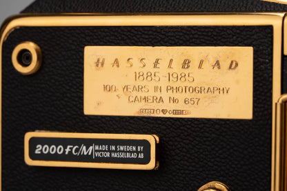 [Pre-owned] Hasselblad 2000FC/M Gold — 100 Years Edition with Planar 80mm f/2.8