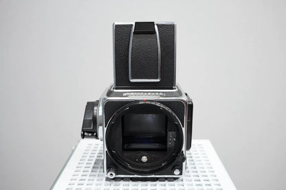 [Pre-owned] Hasselblad 203FE — Body with Acute Matte Screen and Waist-Level Finder
