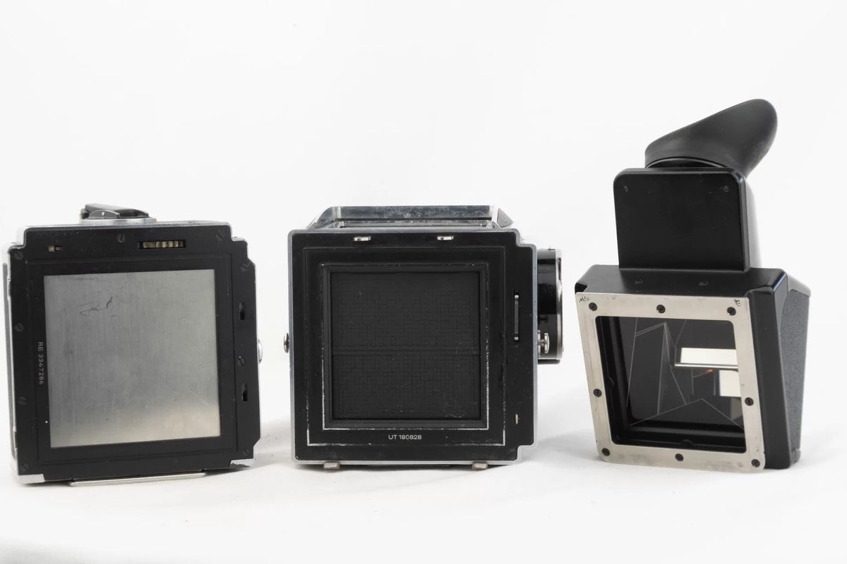 [Pre-owned] Hasselblad 500C/M — with 150mm f/4, A12 Back and 45° Prism Finder