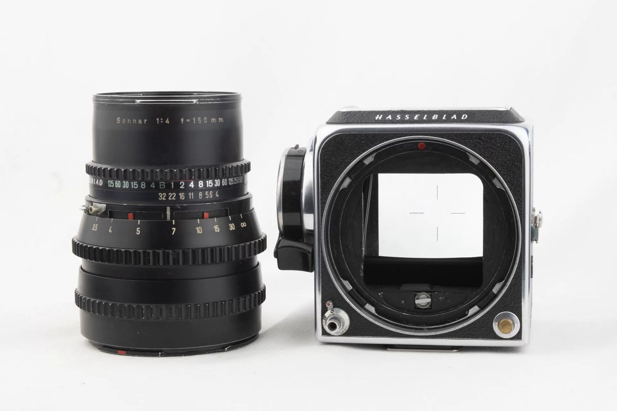 [Pre-owned] Hasselblad 500C/M — with 150mm f/4, A12 Back and 45° Prism Finder