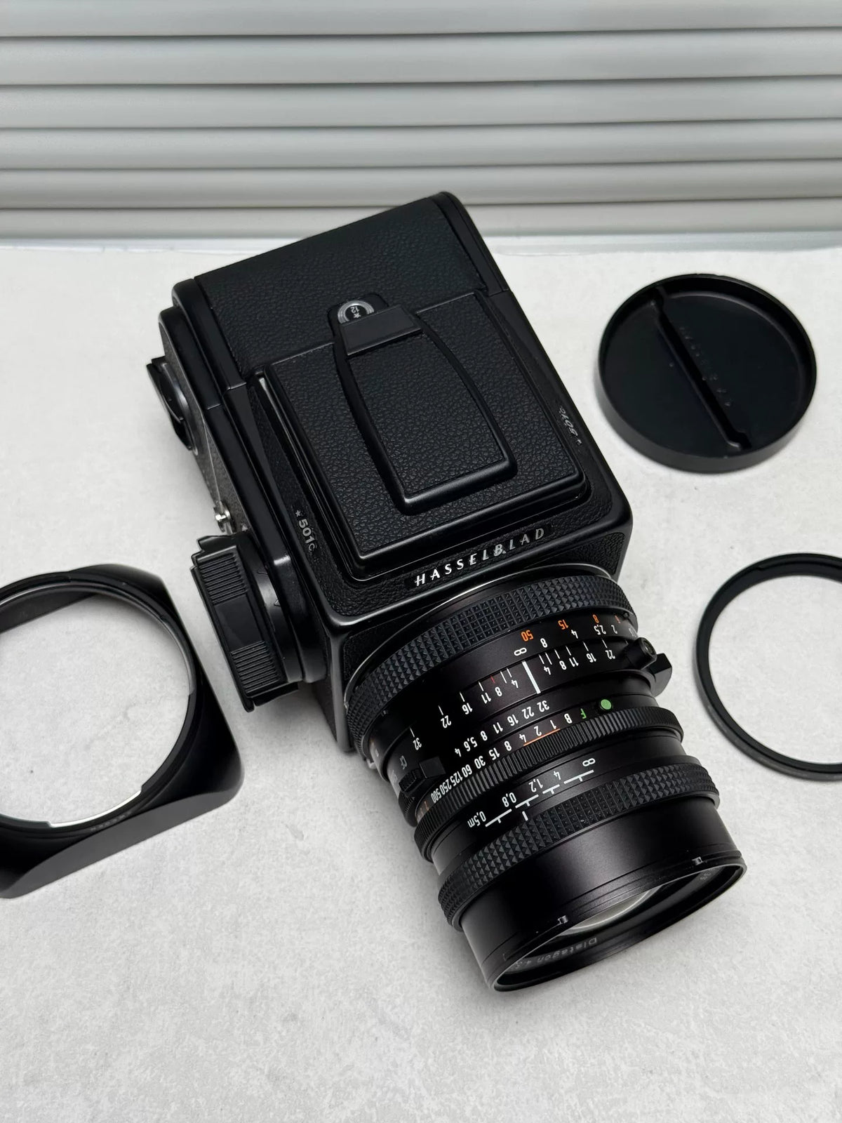 [Pre-owned] Hasselblad 501C Black — with CF 50mm f/4 FLE Distagon Lens