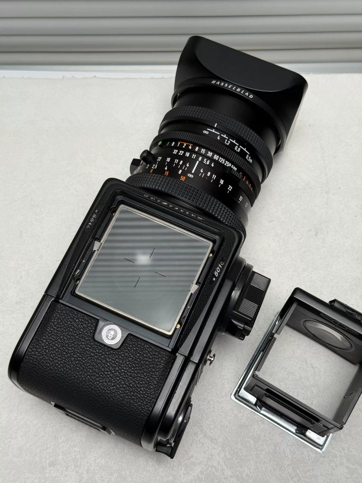 [Pre-owned] Hasselblad 501C Black — with CF 50mm f/4 FLE Distagon Lens