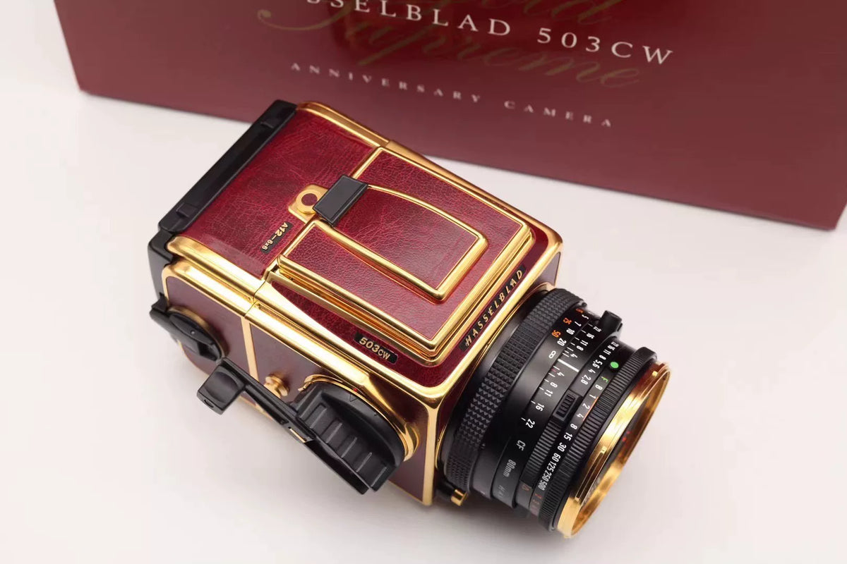 [Pre-owned] Hasselblad 503CW 50th Anniversary Edition — Red Leather, 24K Gold, Set