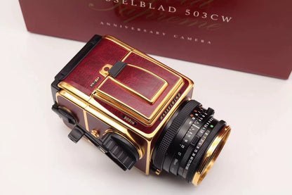 [Pre-owned] Hasselblad 503CW 50th Anniversary Edition — Red Leather, 24K Gold, Set