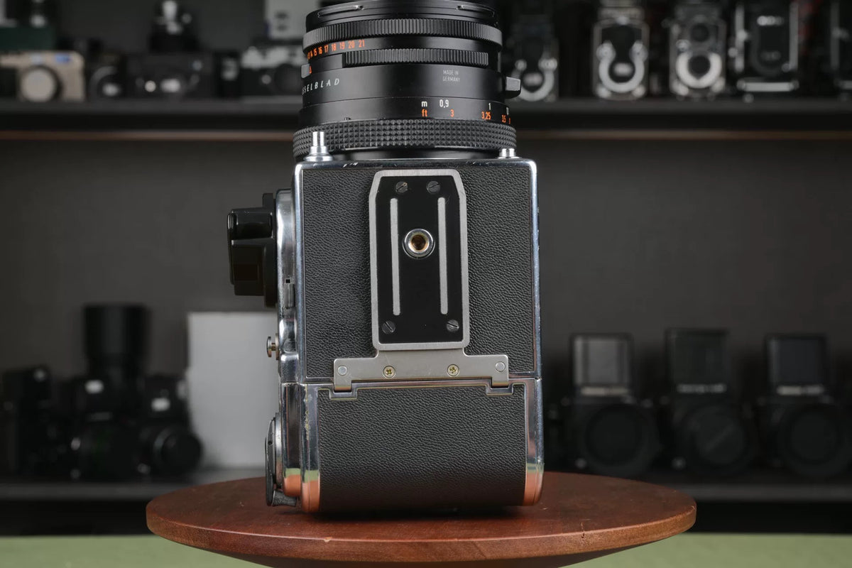 [Pre-owned] Hasselblad 503CX — with CF 80mm f/2.8 T* Lens and A12 Back