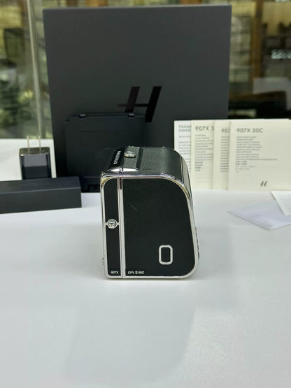 [Pre-owned] Hasselblad 907X 50C — Body with CFV II 50C Back, Box
