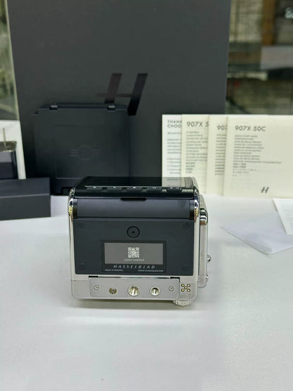 [Pre-owned] Hasselblad 907X 50C — Body with CFV II 50C Back, Box