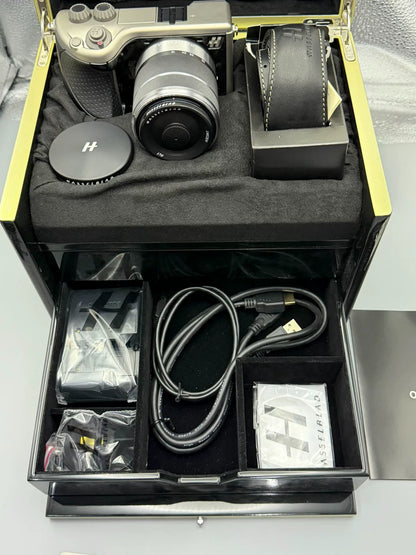 [Unused] Hasselblad Lunar Carbon Fiber Limited Edition — with 18-55mm Lens, Boxed