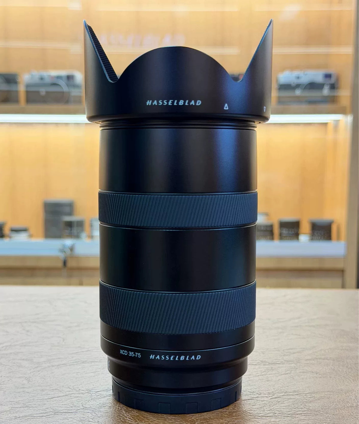 [Pre-owned] Hasselblad XCD 35-75mm f/3.5-4.5 — 295 Actuations, No Box