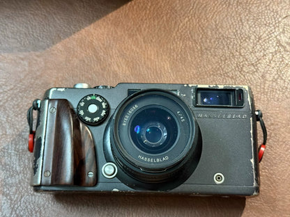 [Pre-owned] Hasselblad XPan (First Generation) with 45mm f/4 — Boxed with Manual
