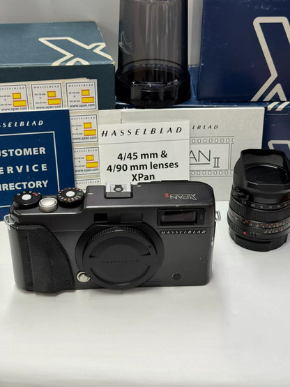 [Pre-owned] Hasselblad XPan II — with 45mm f/4 Lens and Accessories