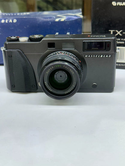 [Pre-owned] Hasselblad XPan II — with 45mm f/4 Lens, Boxed