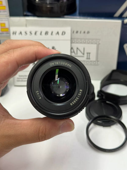 [Pre-owned] Hasselblad XPan II — with 45mm f/4 Lens and Accessories