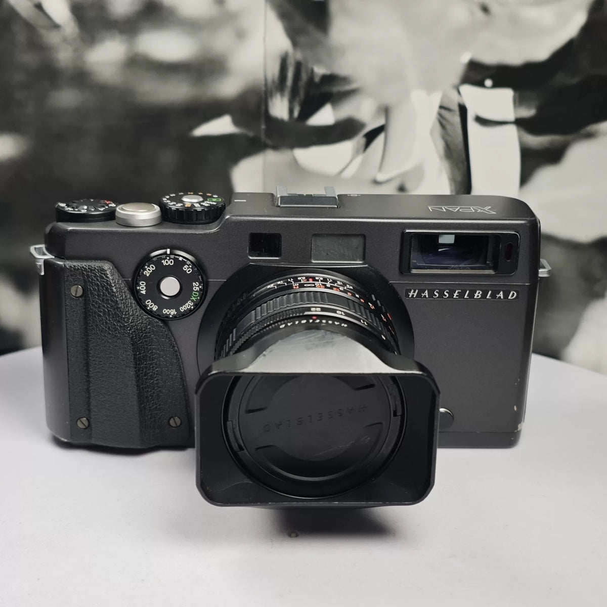 [Pre-owned] Hasselblad XPan — with 45mm f/4 Lens, Hood and Box