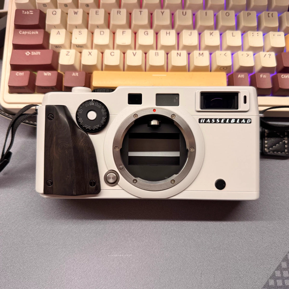 [Pre-owned] Hasselblad XPan with 45mm f/4 — Repainted White, Wood Grip