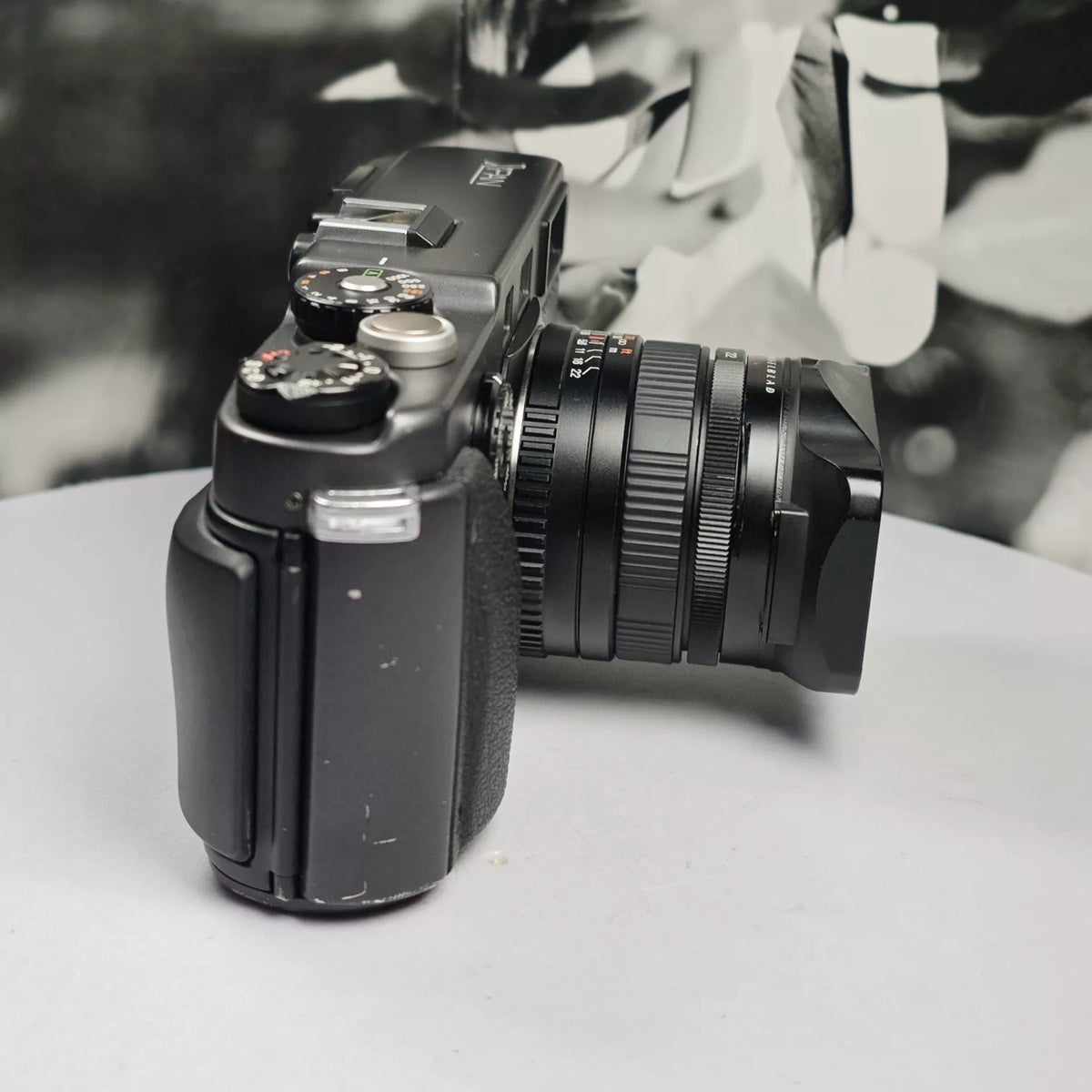 [Pre-owned] Hasselblad XPan — with 45mm f/4 Lens, Hood and Box