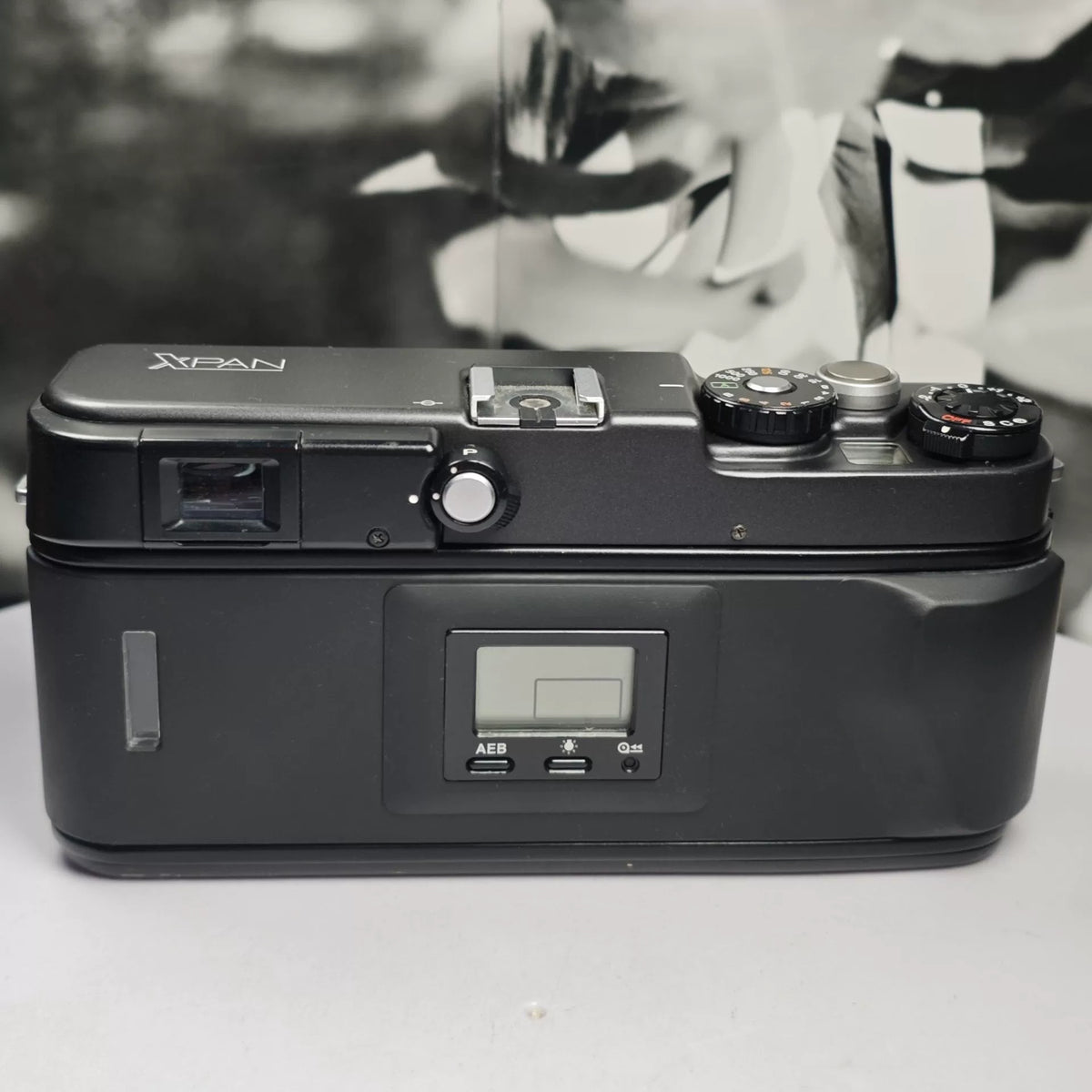 [Pre-owned] Hasselblad XPan — with 45mm f/4 Lens, Hood and Box