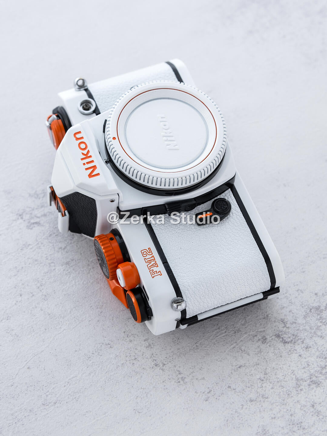 [Made to Order] Nikon FM2 w/ 50mm Lens 【Creamsicle】#136