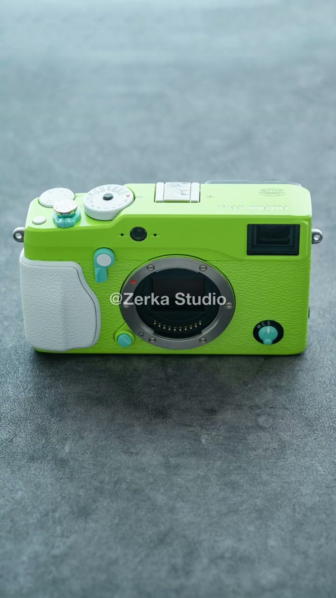 [Made to Order] Fujifilm X-Pro1 【Chartreuse】#210