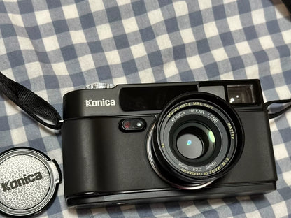 [Pre-owned] Konica Hexar AF — 35mm f/2 Autofocus Compact with Case