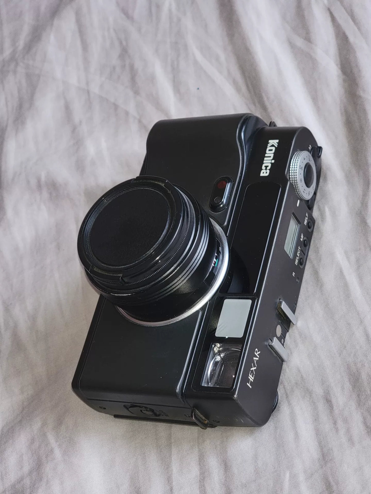 [Pre-owned] Konica Hexar AF — 35mm f/2, Filters and Two Batteries Included