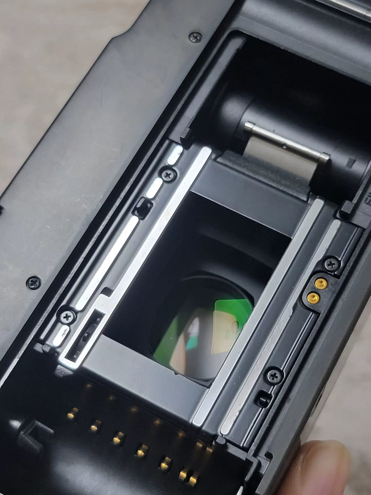 [Pre-owned] Konica Hexar AF — 35mm f/2, Filters and Two Batteries Included
