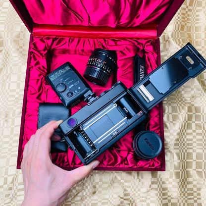 [Pre-owned] Konica Hexar RF Black — with 50mm f/2, 28mm f/2.8 Lenses and HX-18W Flash